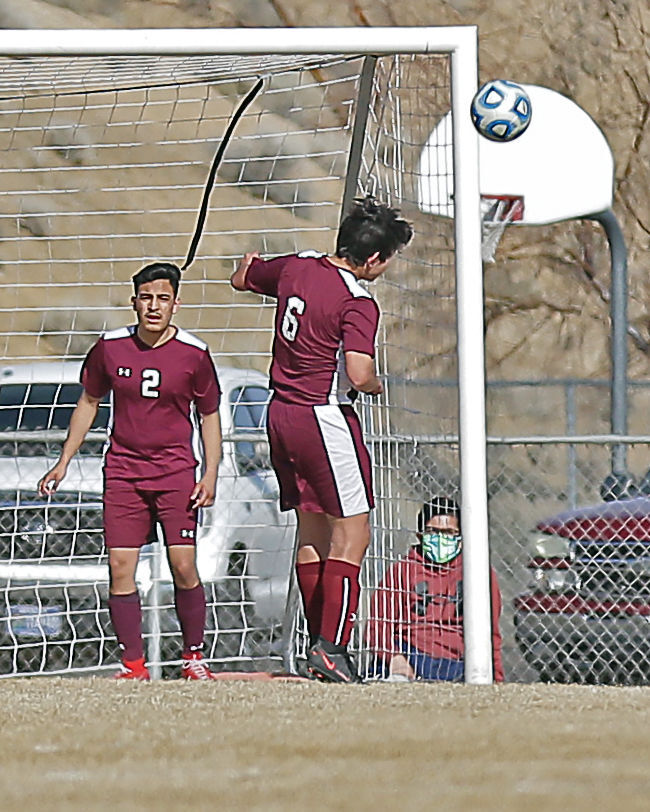 030621-elk-spt-elko-boys-soccer-osvaldo-orozco.jpg